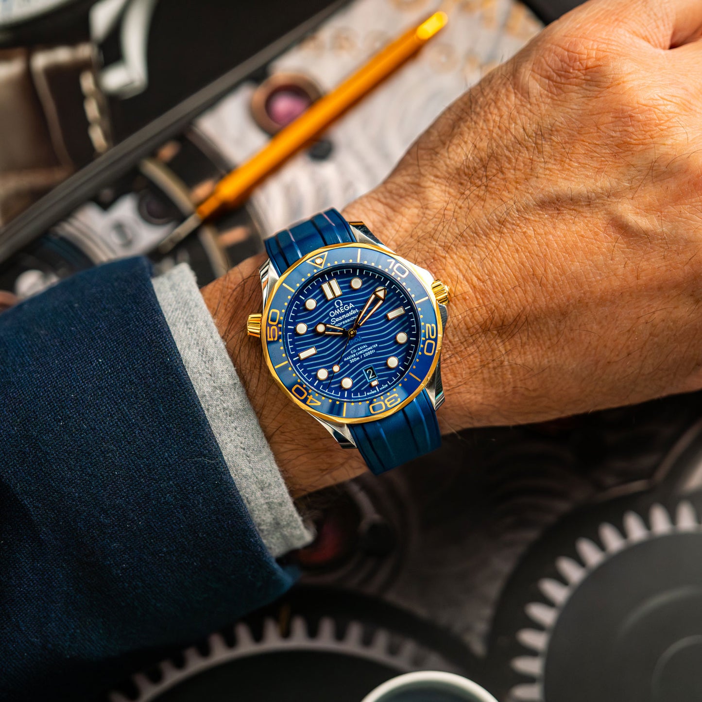 Omega Seamaster Diver 300M Automatic Steel/Gold Blue 42mm