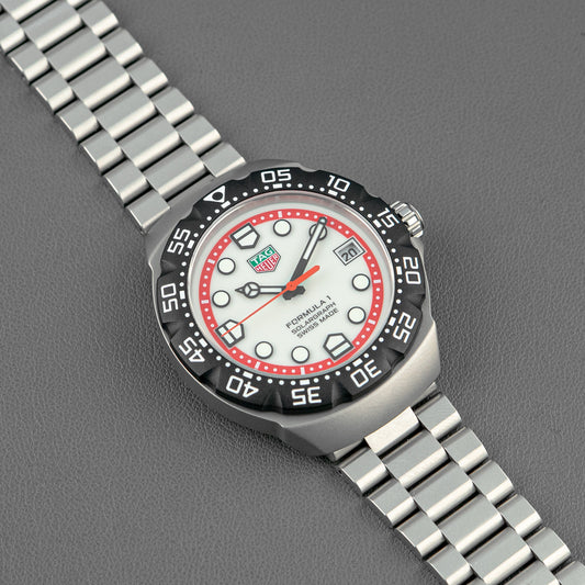 TAG Heuer Formula 1 Solargraph Quartz White Red 38mm