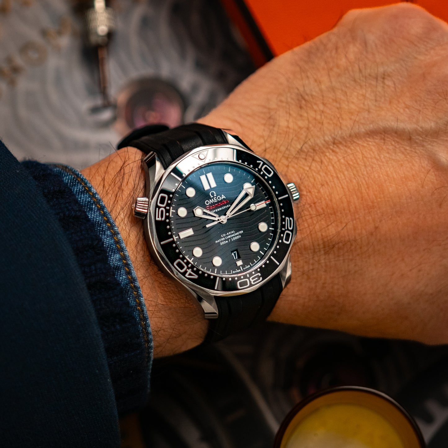 Omega Seamaster Diver 300M Black Dial Rubber Strap 42mm