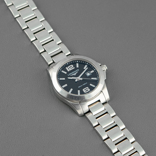 Longines Conquest Quartz Black Dial 29.5mm