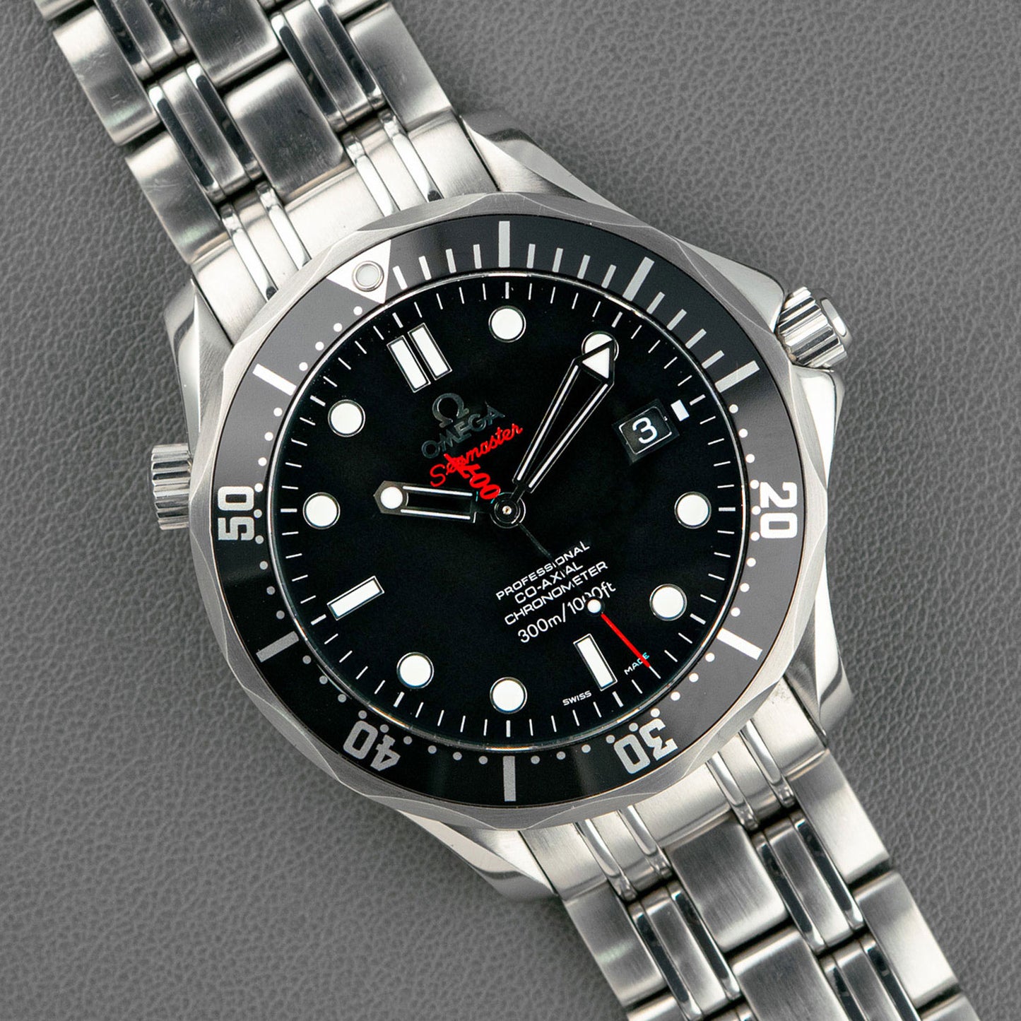 Omega Seamaster Diver 300M James Bond Limited Edition 41mm