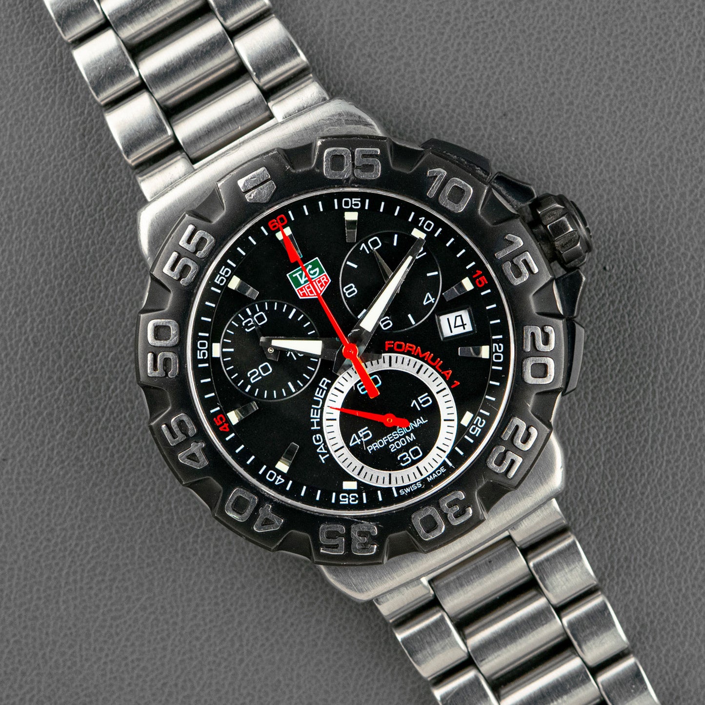 TAG Heuer Formula 1 Chronograph Quartz Black Dial 41mm