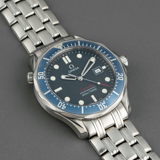 Omega Seamaster Diver 300M 2221.80.00 Quartz Blue Dial 41mm
