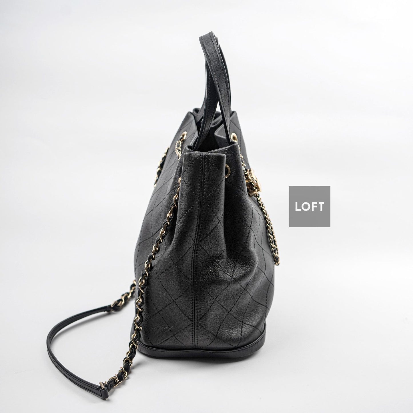 Chanel Bucket Bag Lambskin & Gold Metal