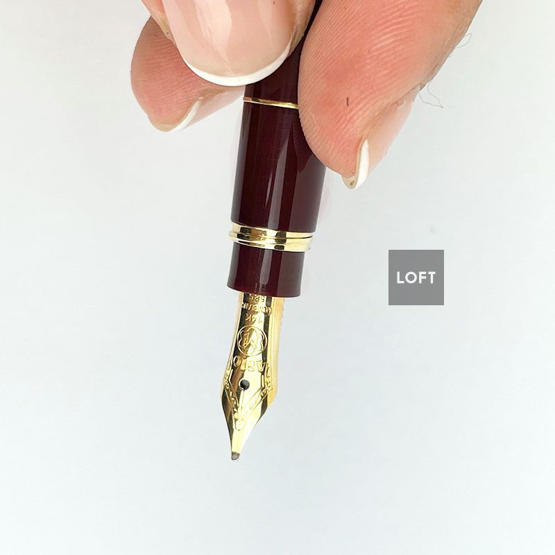 Montblanc Pluma Meisterstuck Red Fountain Pen 14K