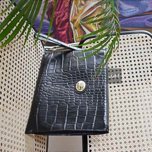 Roberto Cavalli Clutch Grande Cuero Negro