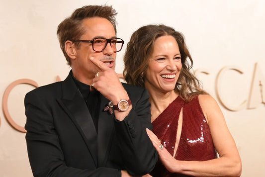 Robert Downey Jr. con un Omega Seamaster Aqua Terra Sedna Gold en los Oscars.