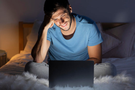El vértigo de hacer click a la una de la mañana