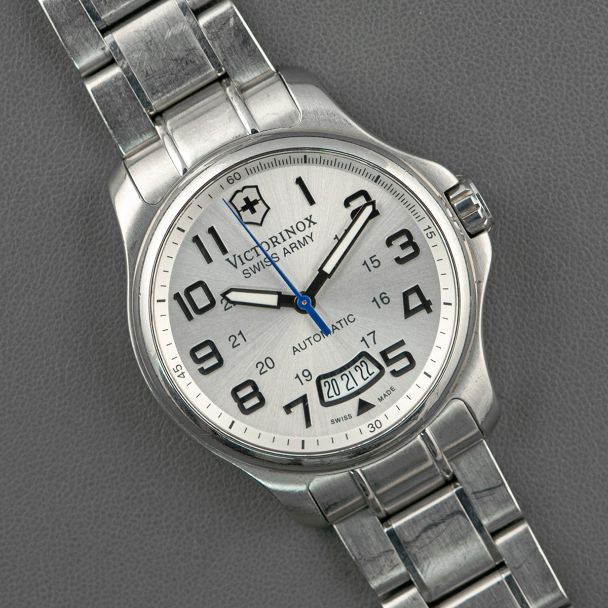 Victorinox Officer's Mechanical Automatic White Dial 40mm