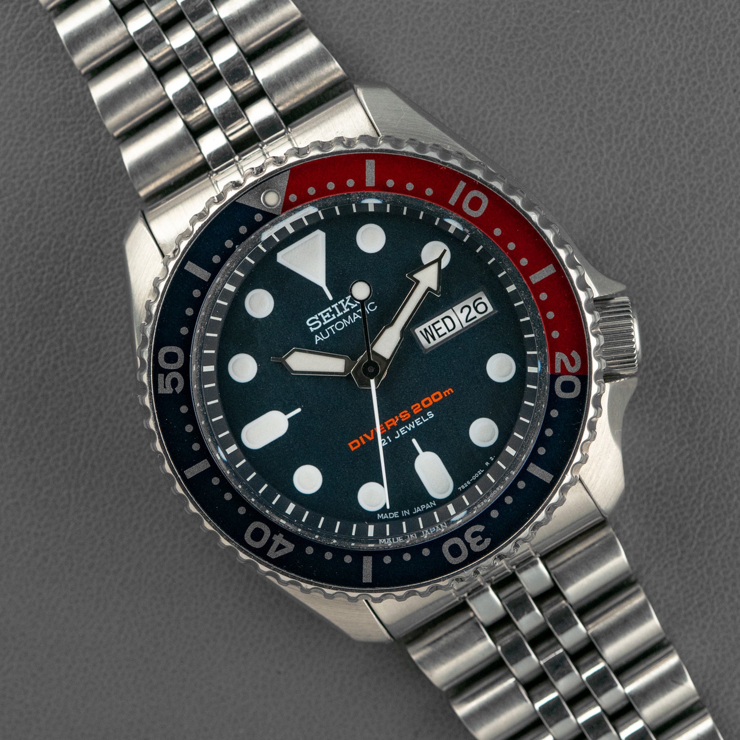 Seiko SKX009 Automatic Diver's 200M Pepsi Bezel 42mm