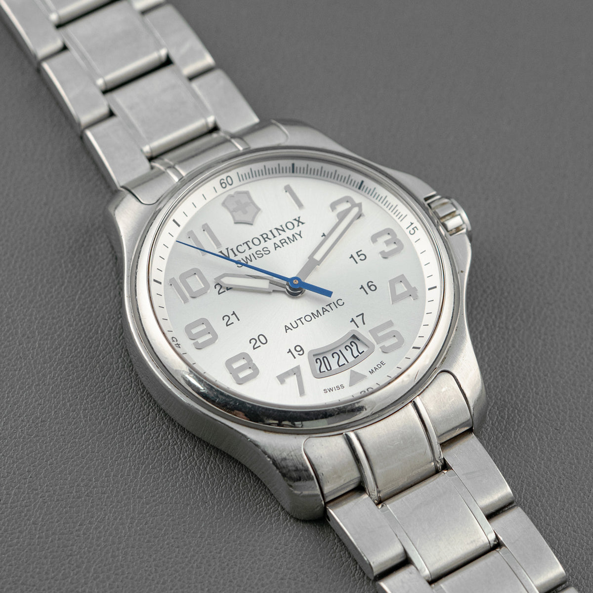 Victorinox Officer's Mechanical Automatic White Dial 40mm