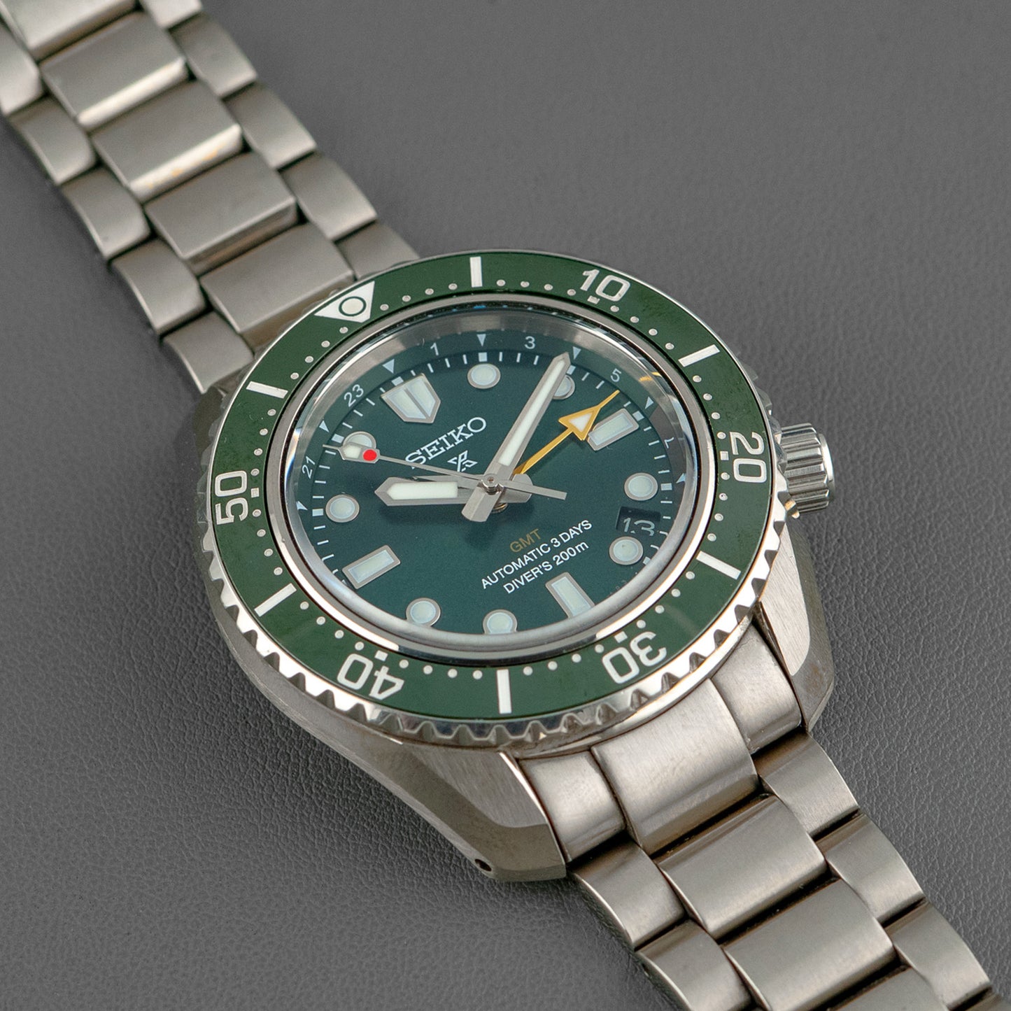 Seiko Prospex GMT SPB381J1 Diver 200M Green Dial 42mm