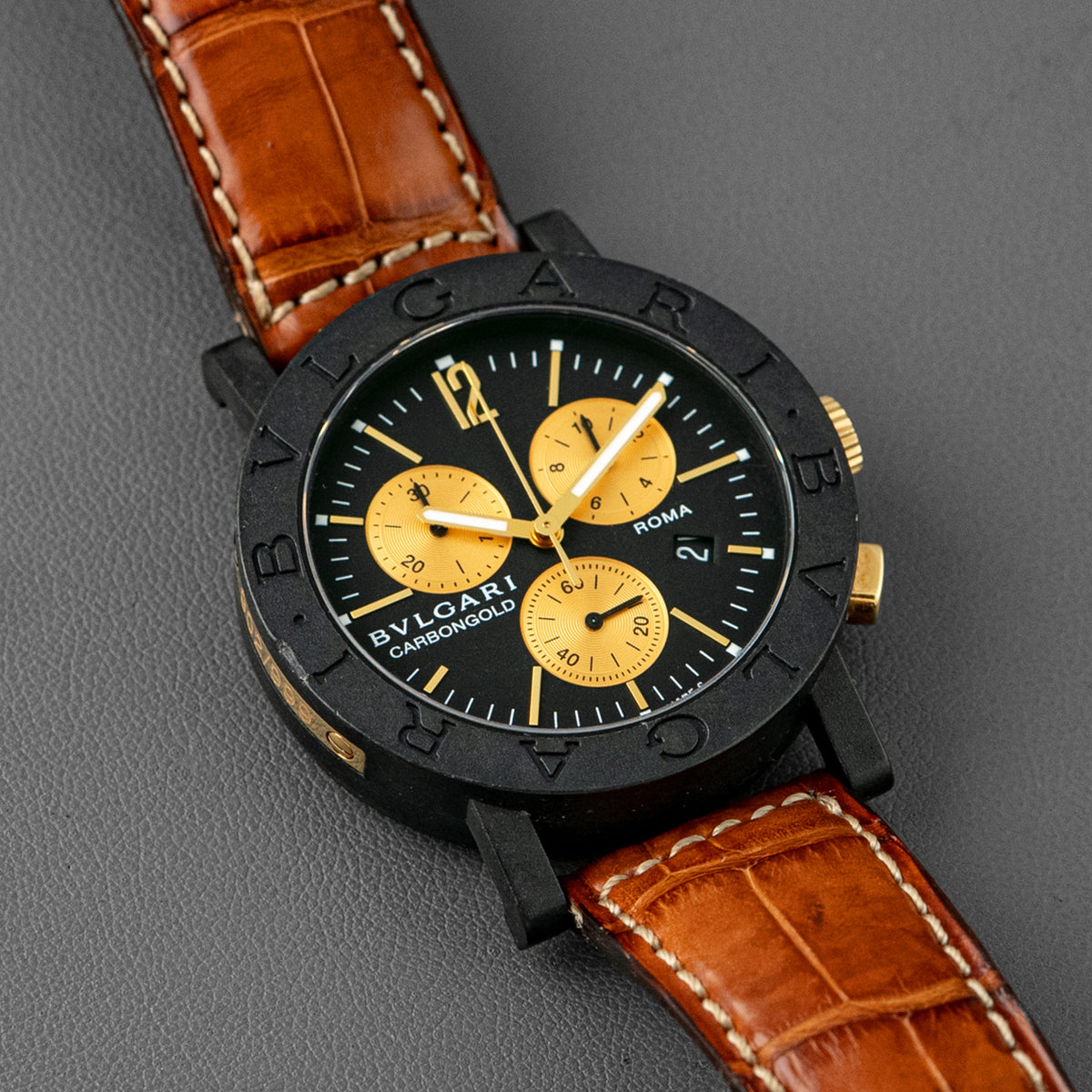 Bulgari Bvlgari Carbon Gold Chronograph Black Dial 38mm