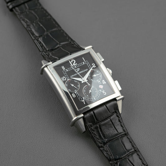 Girard-Perregaux Vintage 1945 Chronograph Black Dial 36mm