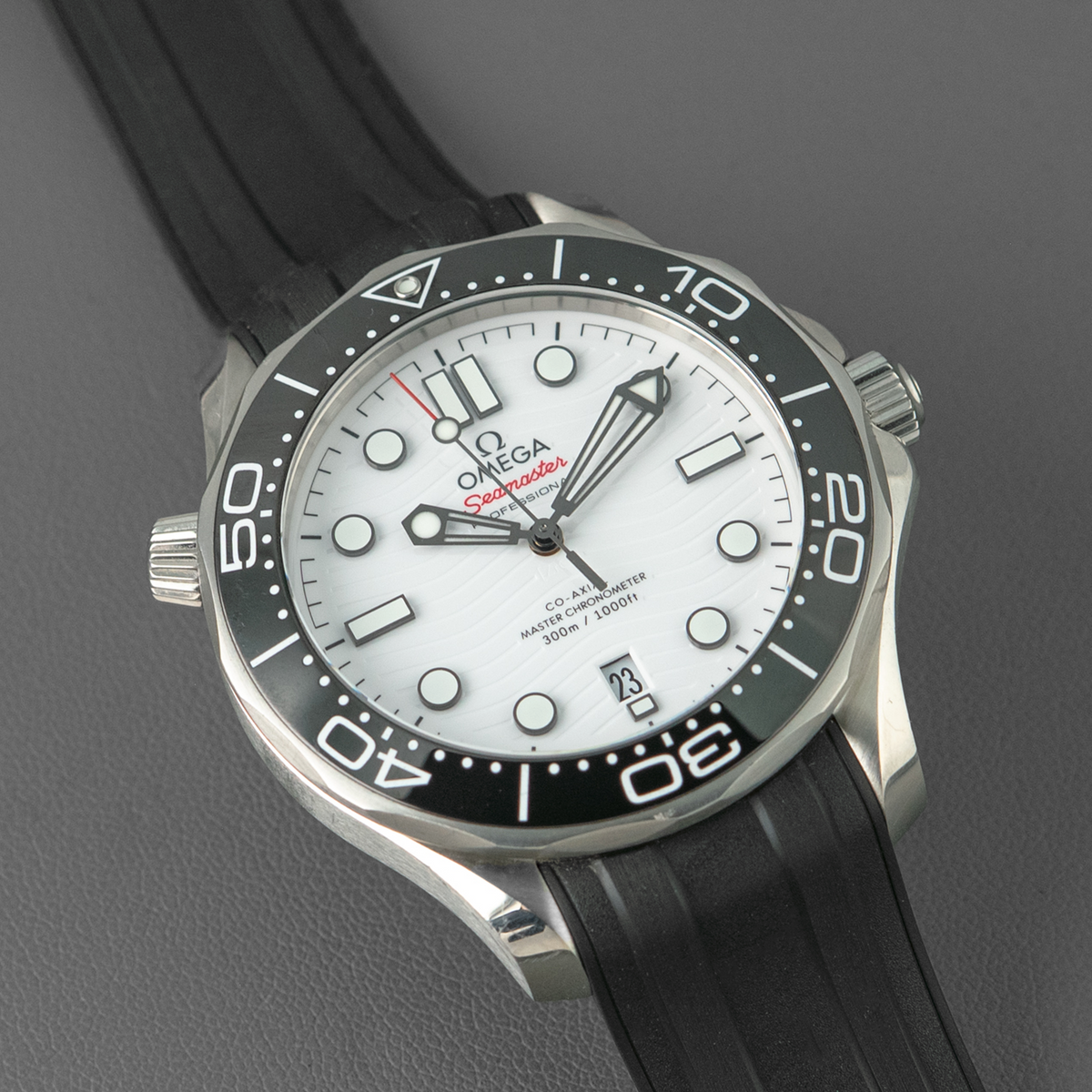 Omega Seamaster Diver 300M White Dial 42mm