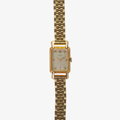 Universal Genève Ultra-Slim Yellow Gold 31.5mm