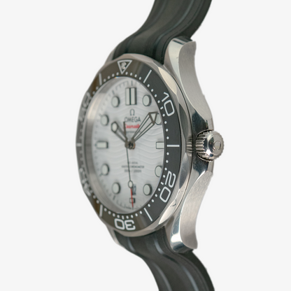 Omega Seamaster Diver 300M White Dial 42mm