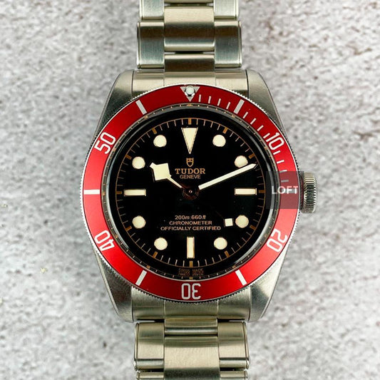 Tudor Black Bay Heritage 43 mm