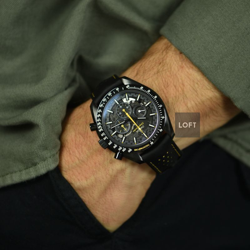 Omega Speedmaster Dark Side of the Moon Apollo 8 44,25 mm