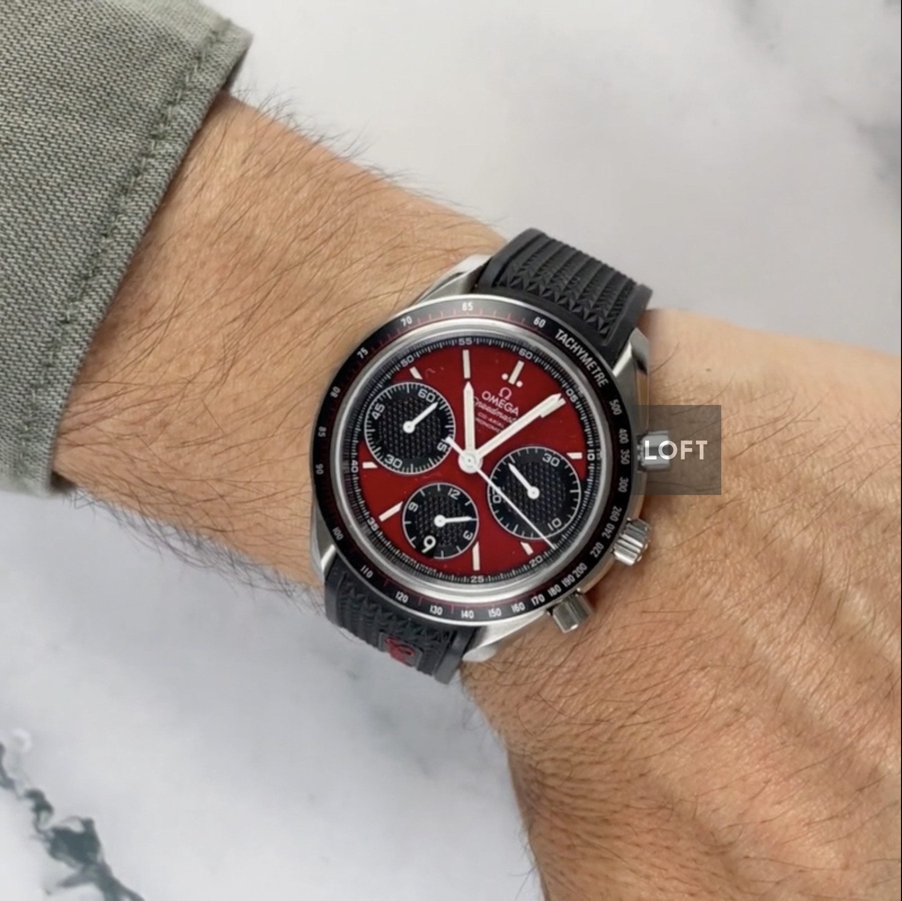 Omega Speedmaster Racing Chronograph Red Dial 40 mm