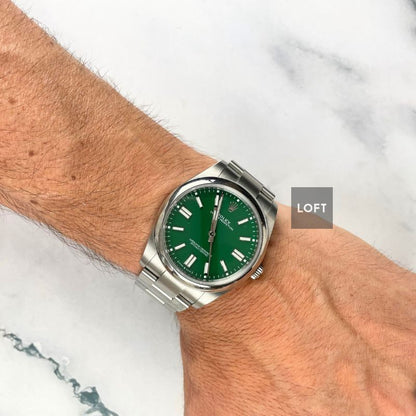 Rolex Oyster Perpetual 41 Ref. 124300 Green Dial 2023