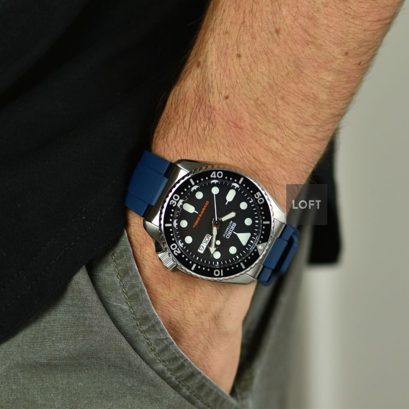 Seiko SKX007 Automatic Diver's 200m Black 42 mm