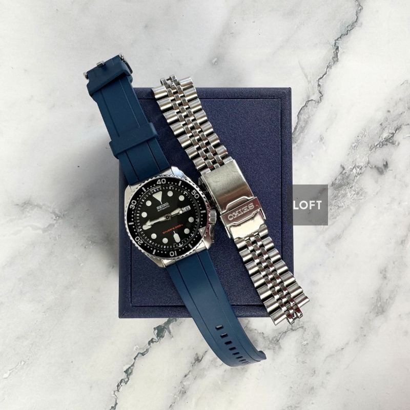 Seiko SKX007 Automatic Diver's 200m Black 42 mm
