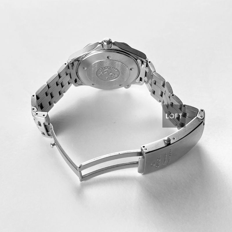 Omega Seamaster Diver 300M Quartz GoldenEye 007 41 mm