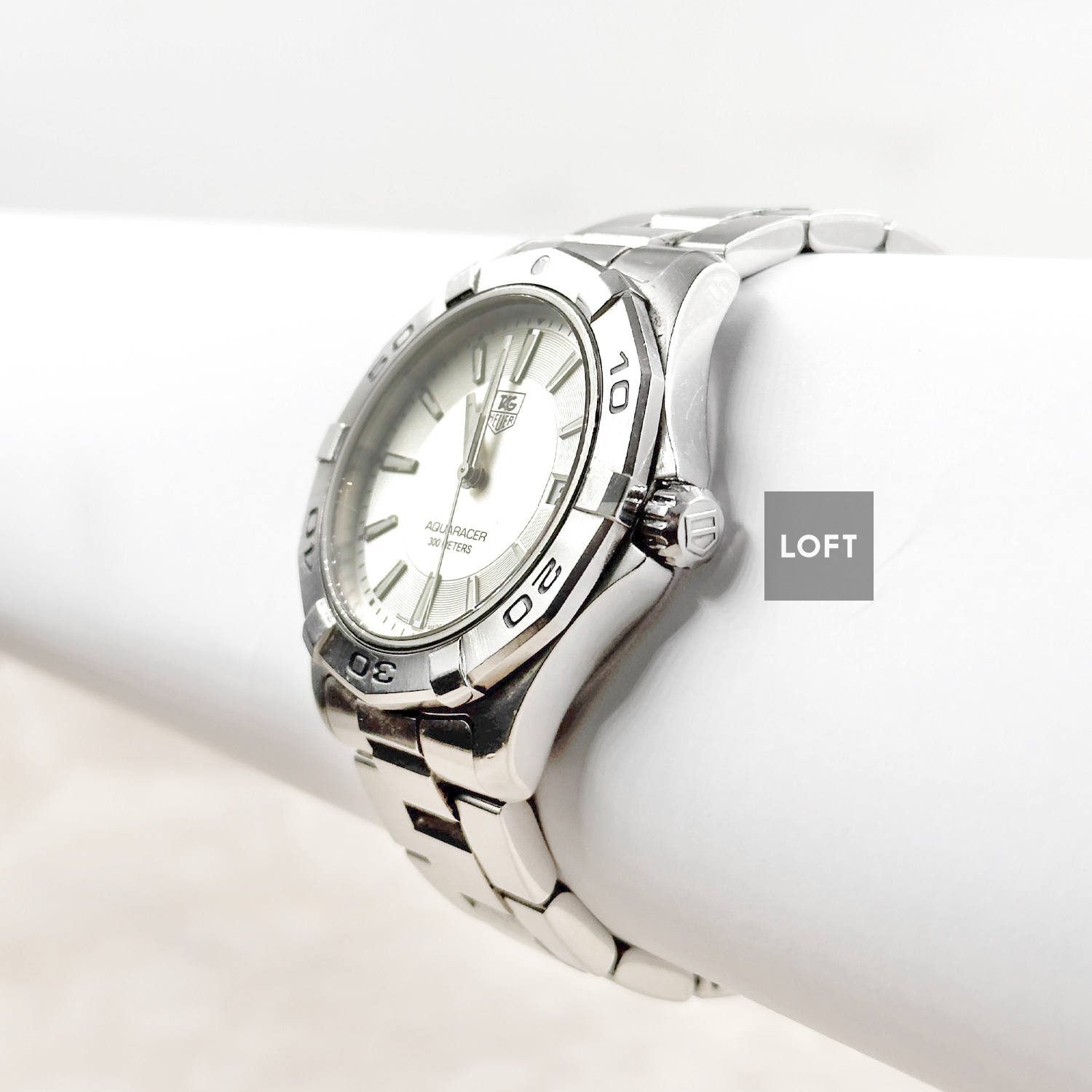 TAG Heuer Aquaracer 300M Quartz Silver Dial 39 mm