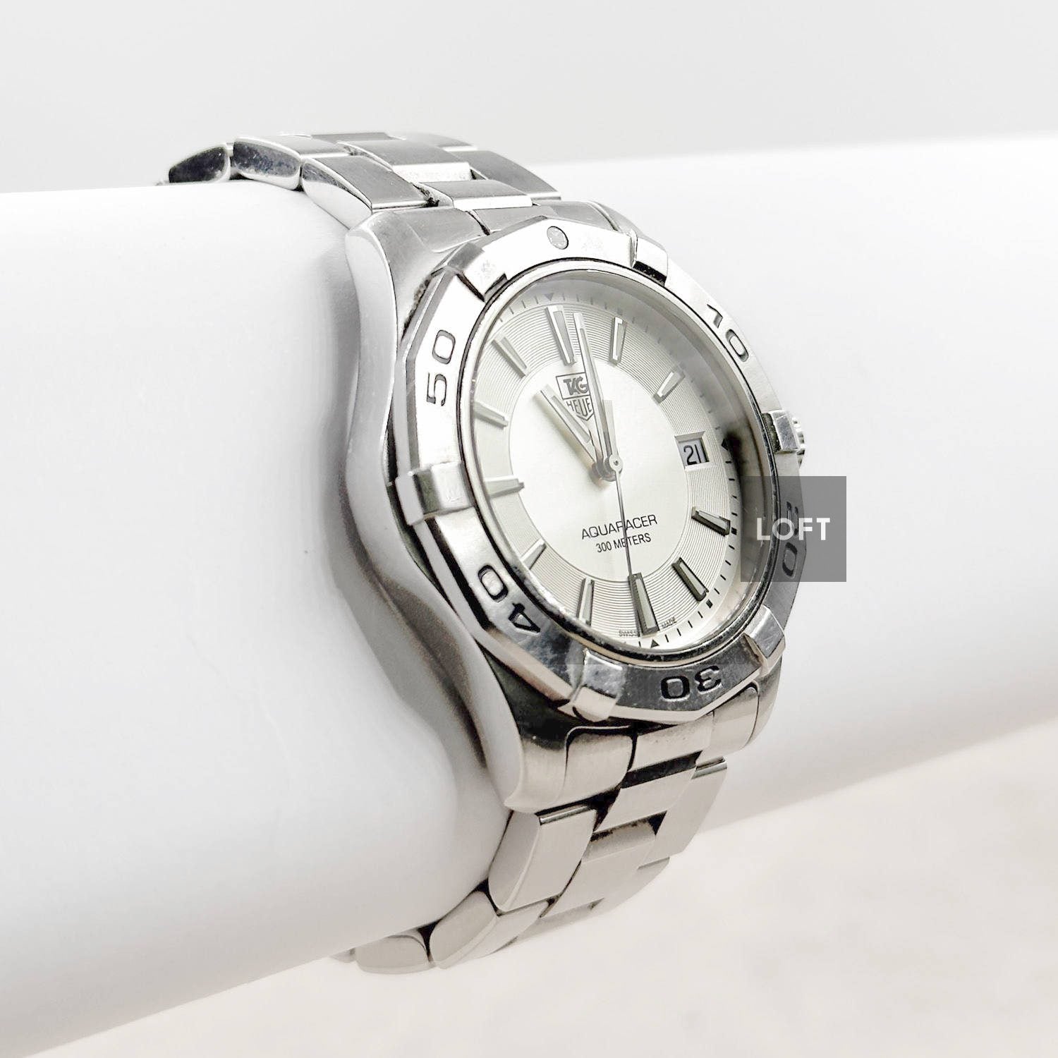 TAG Heuer Aquaracer 300M Quartz Silver Dial 39 mm