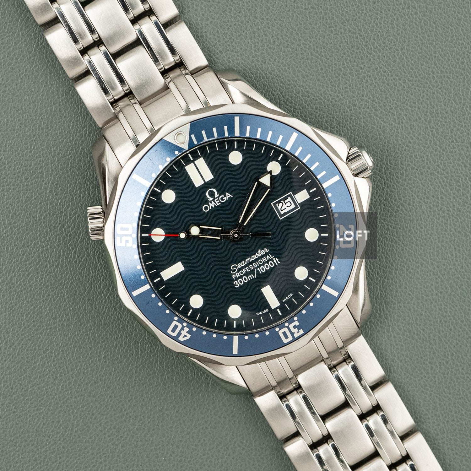 Omega Seamaster Diver 300M Quartz Blue Dial 41 mm