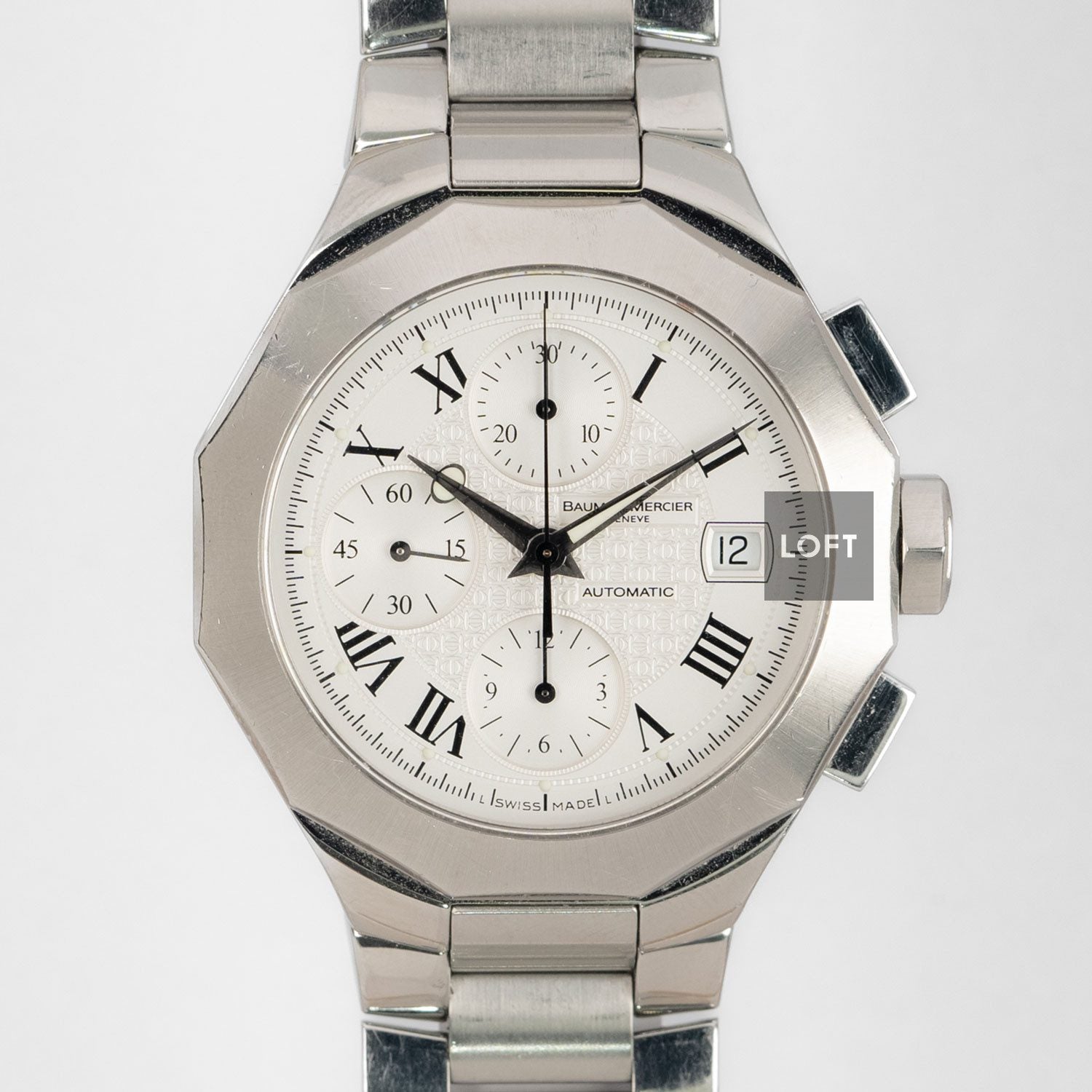 Baume & Mercier Riviera Chronograph White Dial Bracelet 43 mm