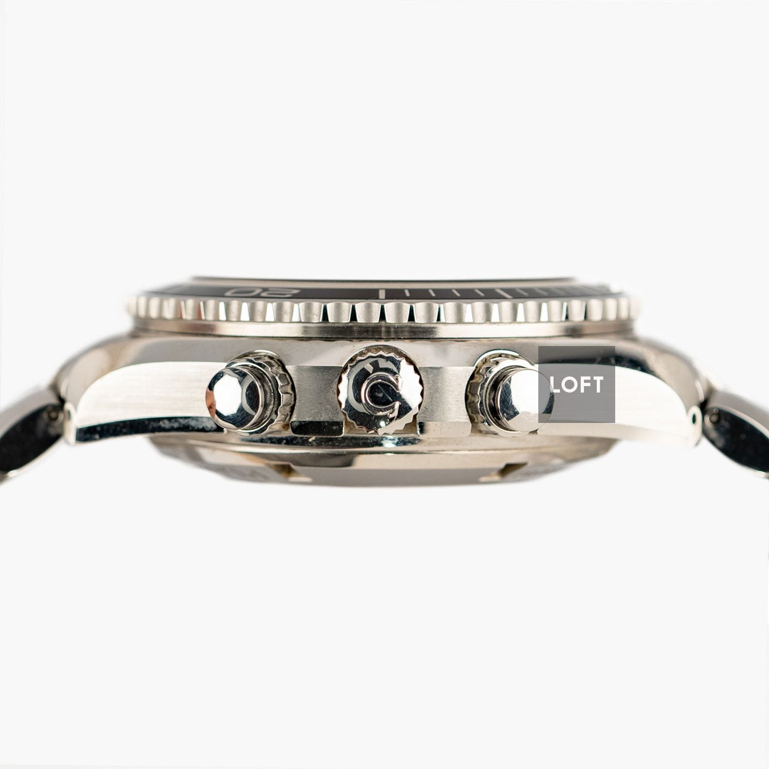 A001695-6