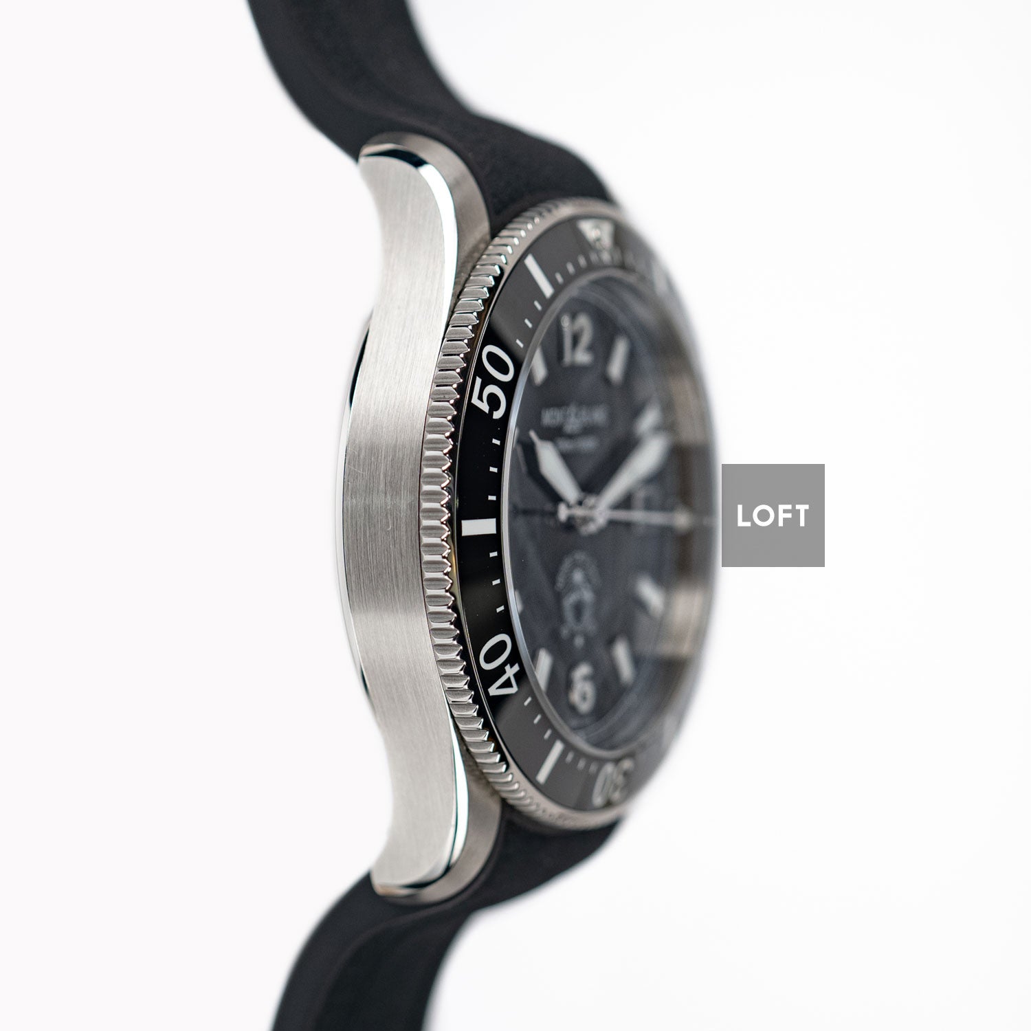Montblanc 1858 Iced Sea Automatic Date 300 m 41 mm