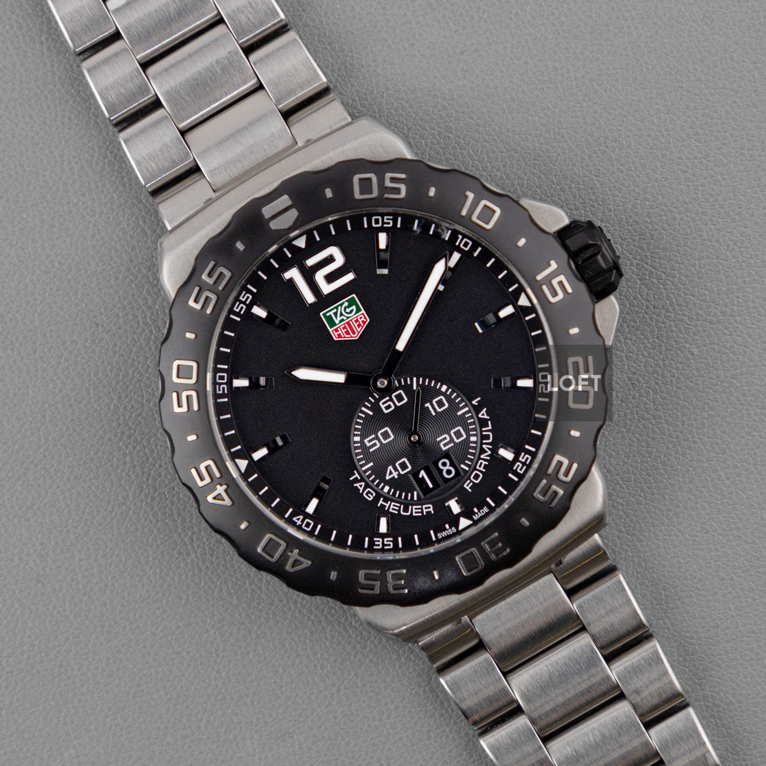 TAG Heuer Formula 1 Big Date Quartz Small Seconds 42 mm