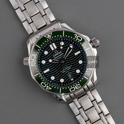 Omega Seamaster Diver 300M Green Dial 42 mm