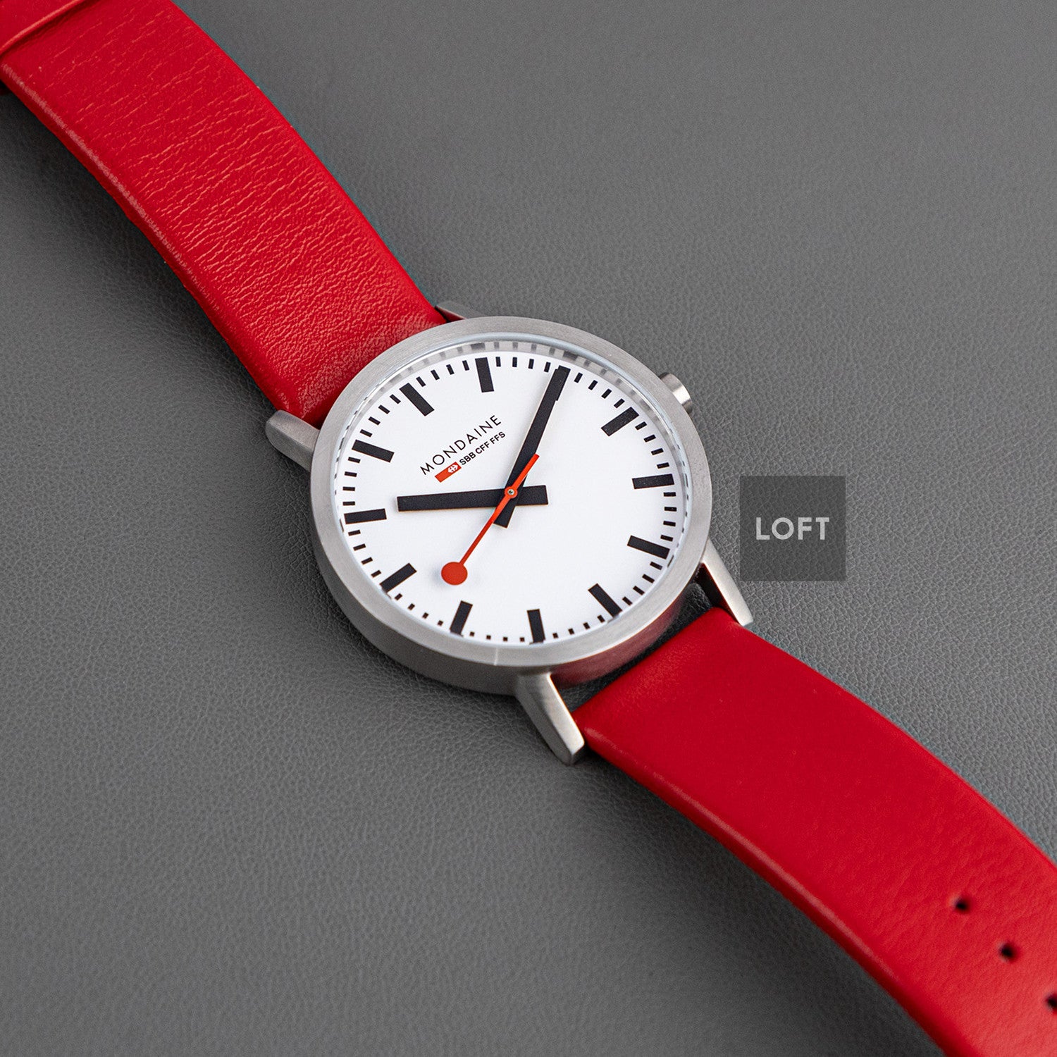 Mondaine Classic Silver Stainless Steel Quartz 40mm – LOFT