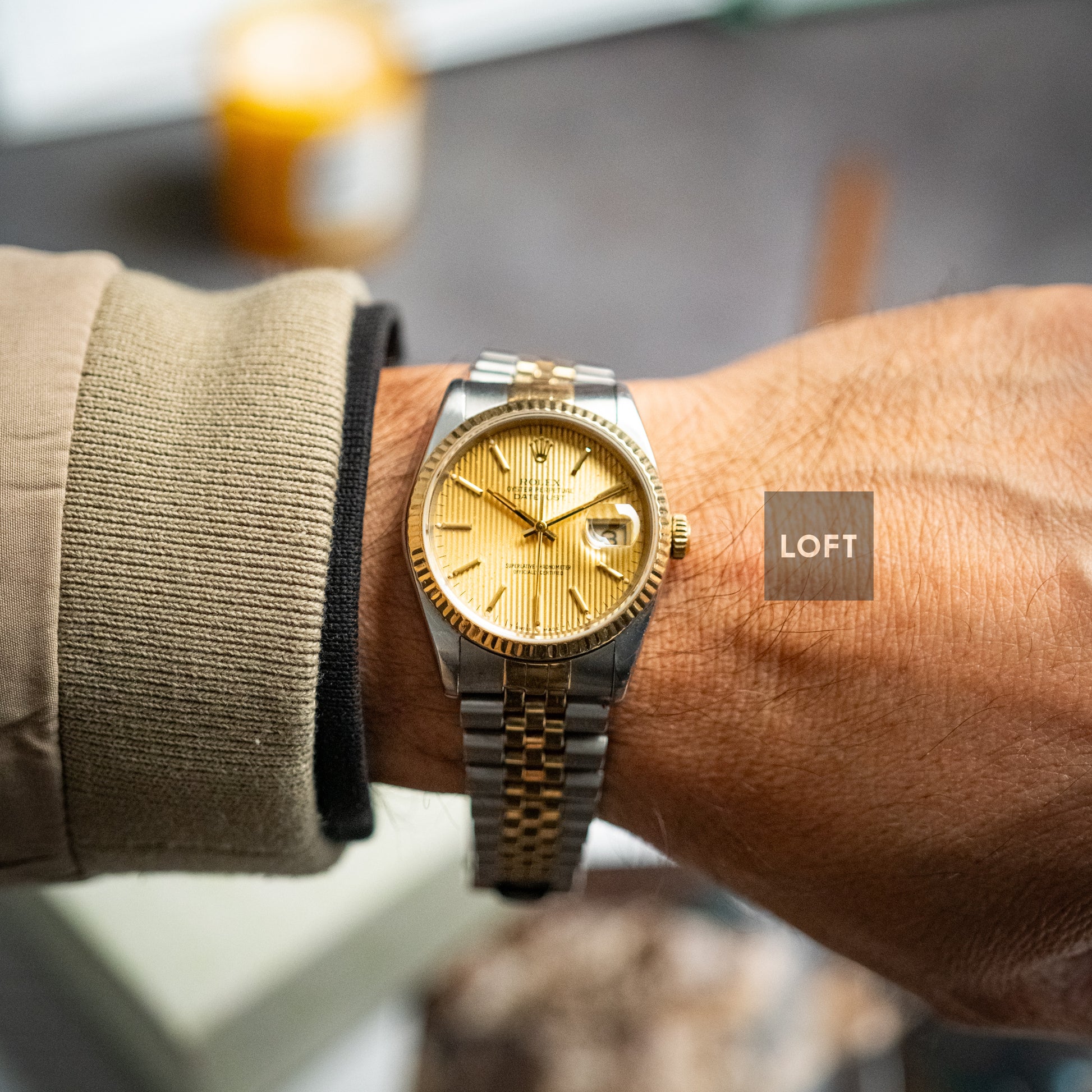 Rolex Datejust 16233 Automatic Two-Tone Golden Dial 36mm