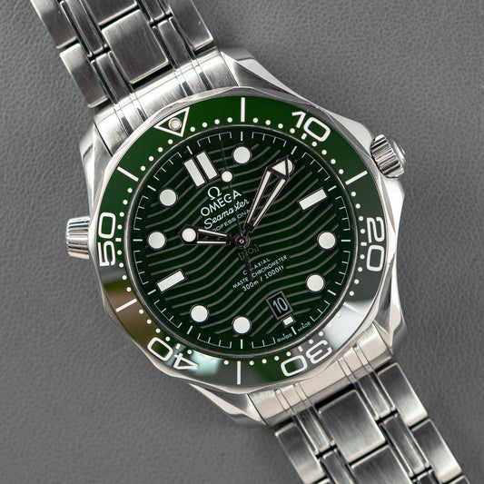 Omega Seamaster Diver 300M Automatic Green 42mm