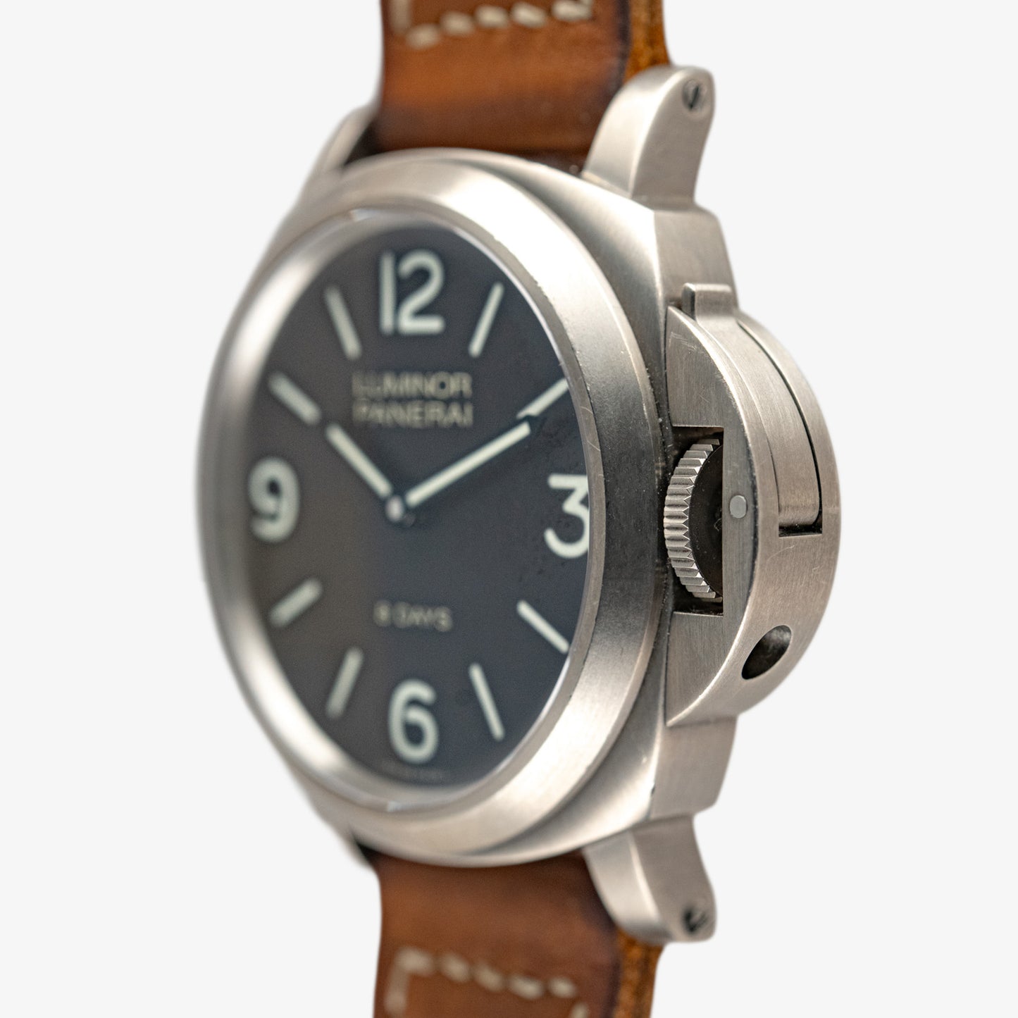 Panerai Luminor PAM 562 8 Days Manual Wind 44mm