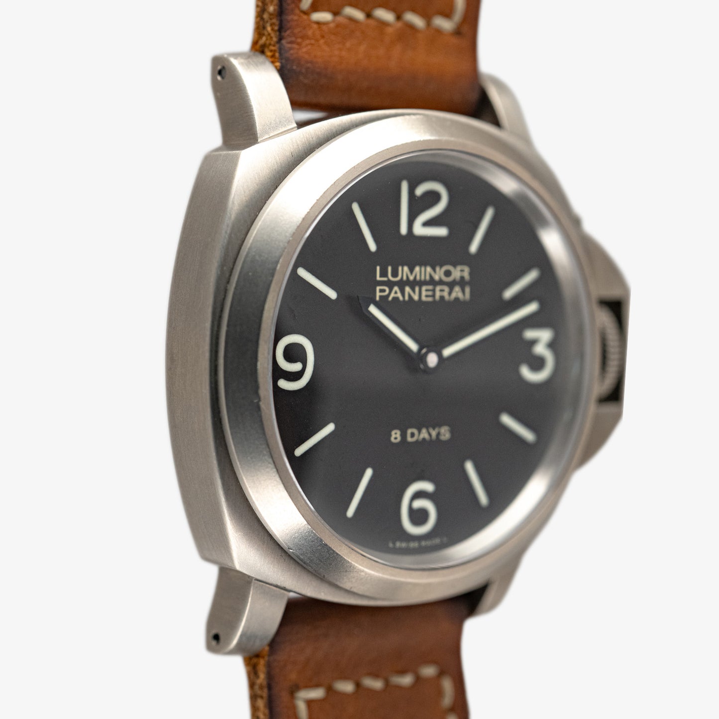 Panerai Luminor PAM 562 8 Days Manual Wind 44mm