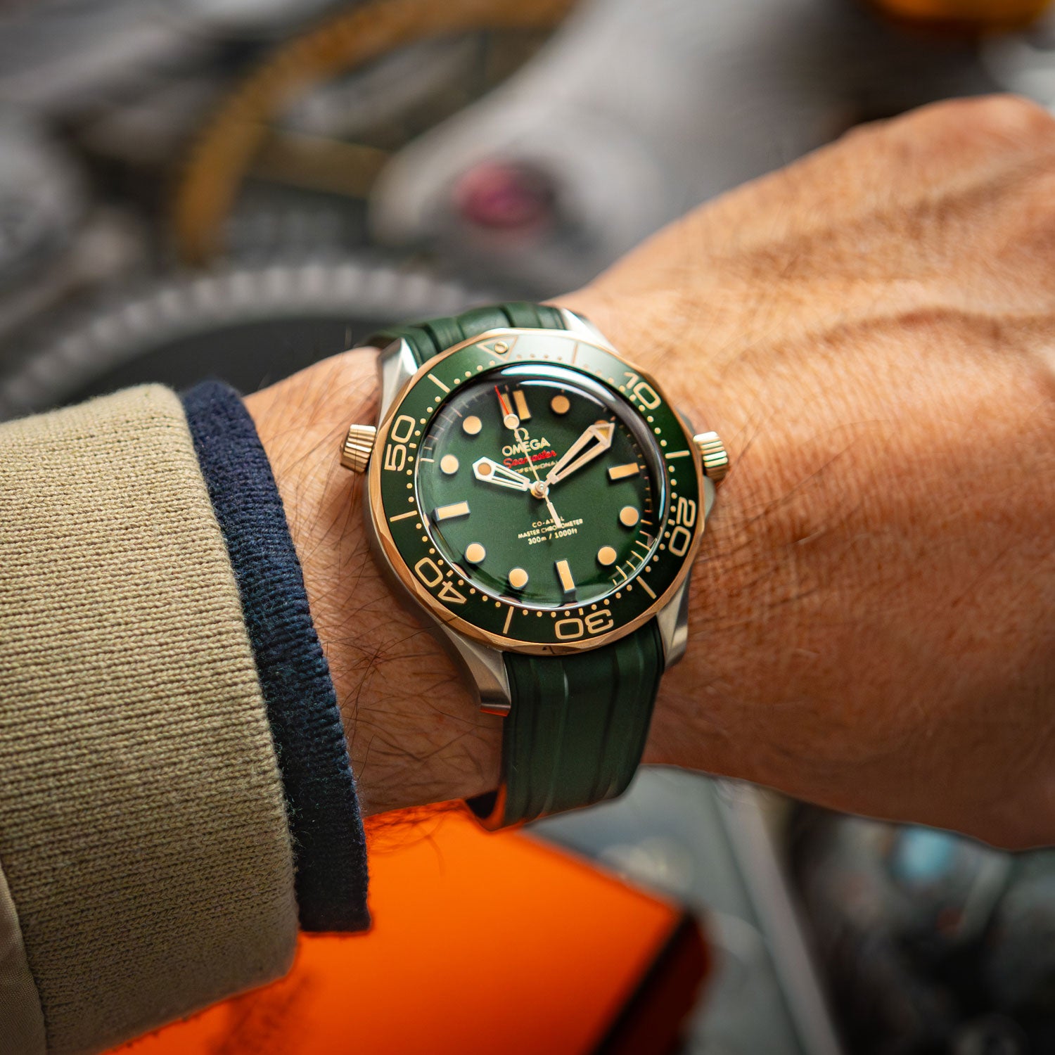 Omega Seamaster Diver 300M Green Sedna Gold Bezel 42mm – LOFT