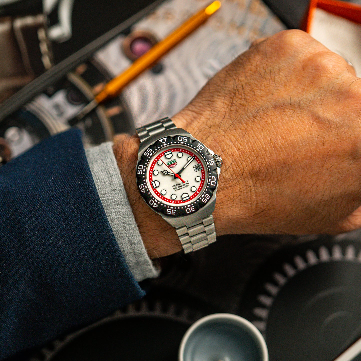 TAG Heuer Formula 1 Solargraph Quartz White Red 38mm