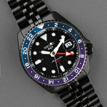 Seiko 5 Sports GMT Automatic Black PVD Pepsi 42.5mm