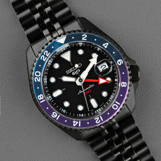 Seiko 5 Sports GMT Automatic Black PVD Pepsi 42.5mm