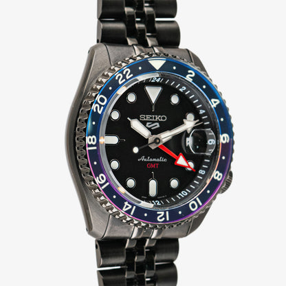 Seiko 5 Sports GMT Automatic Black PVD Pepsi 42.5mm