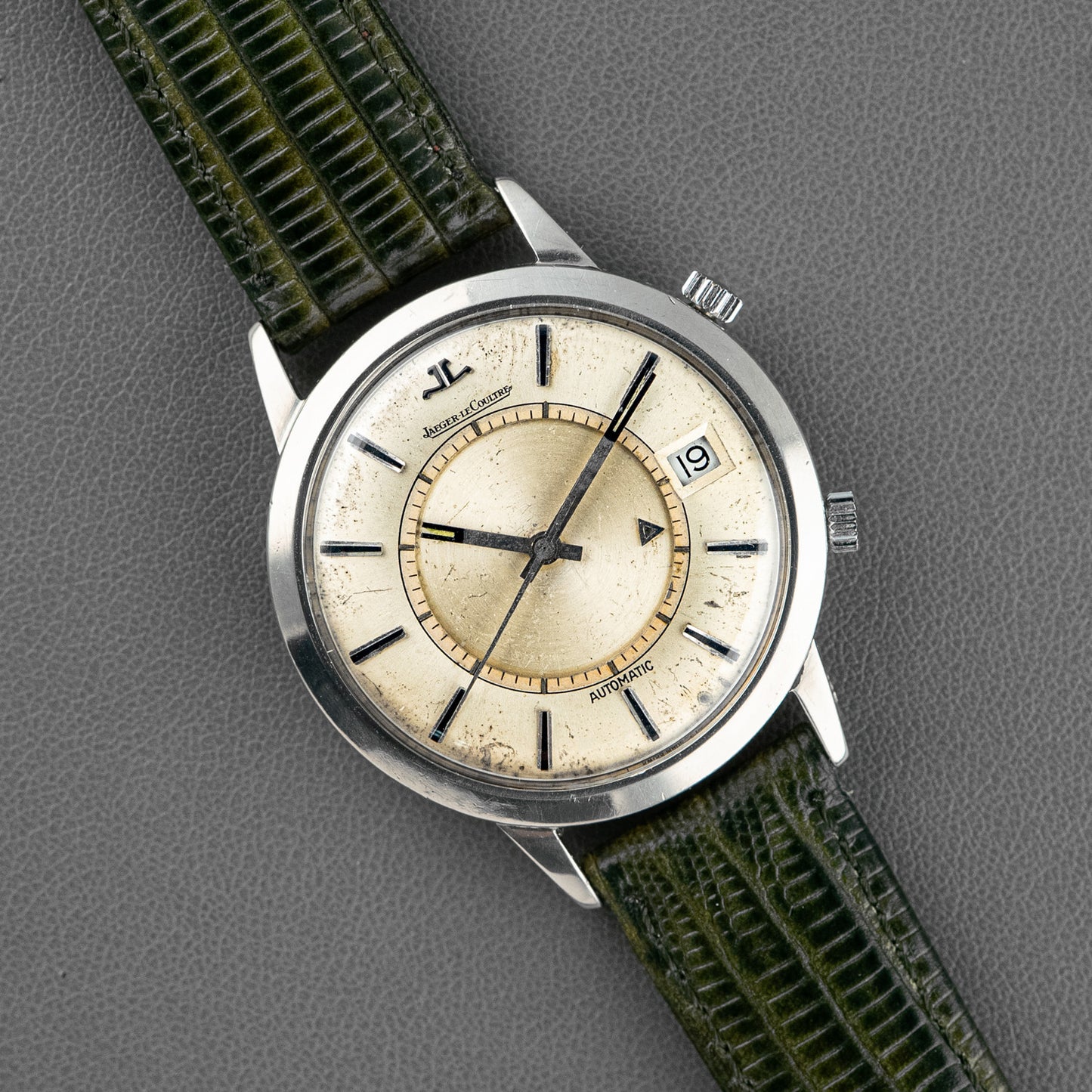 Jaeger-LeCoultre Memovox E855 Automatic Vintage 37mm