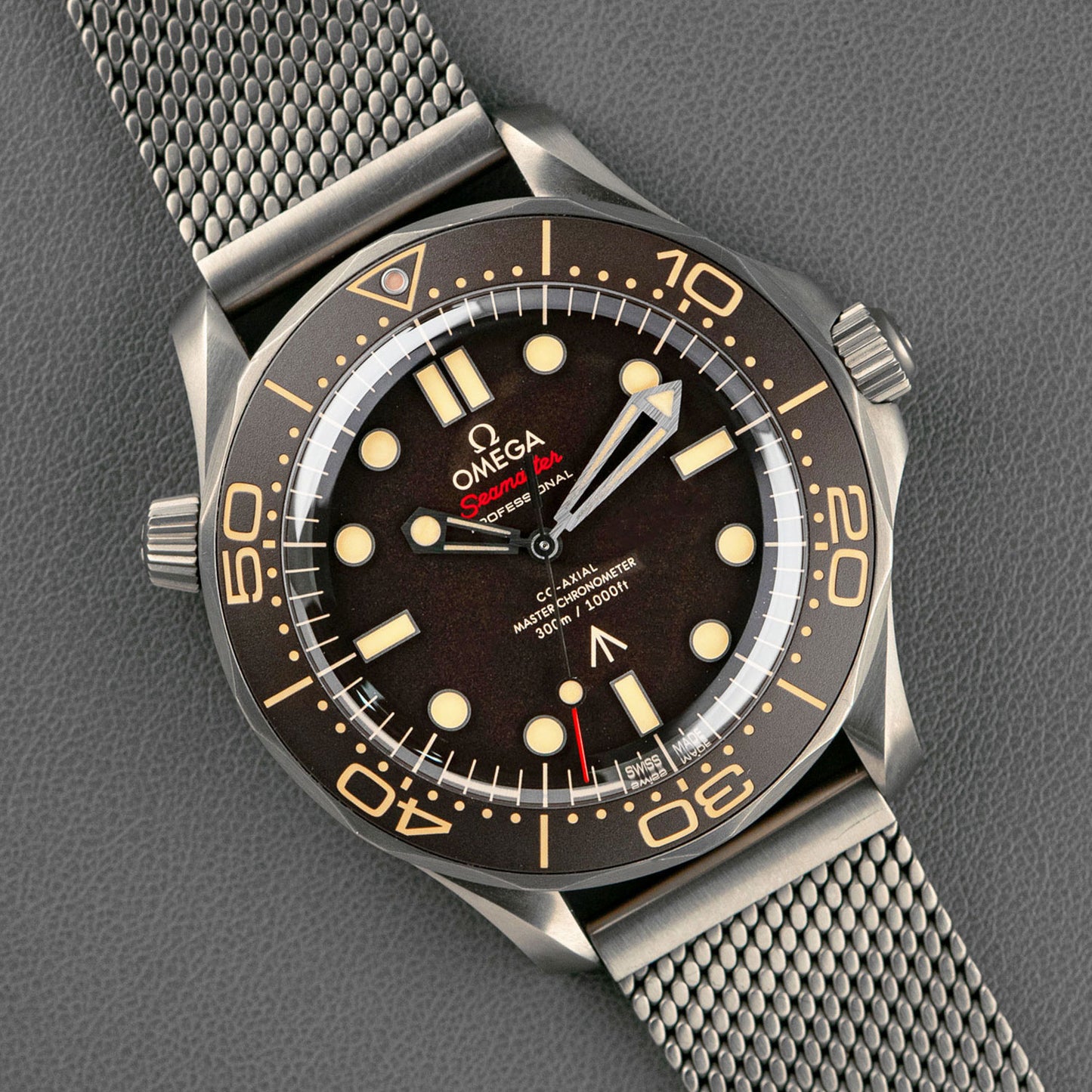 Omega Seamaster Diver 300M 007 Edition Titanium Brown 42mm
