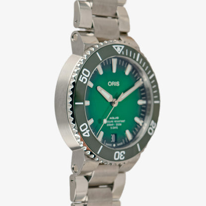 Oris Aquis Date 5 Days Automatic Green Dial 43.5mm