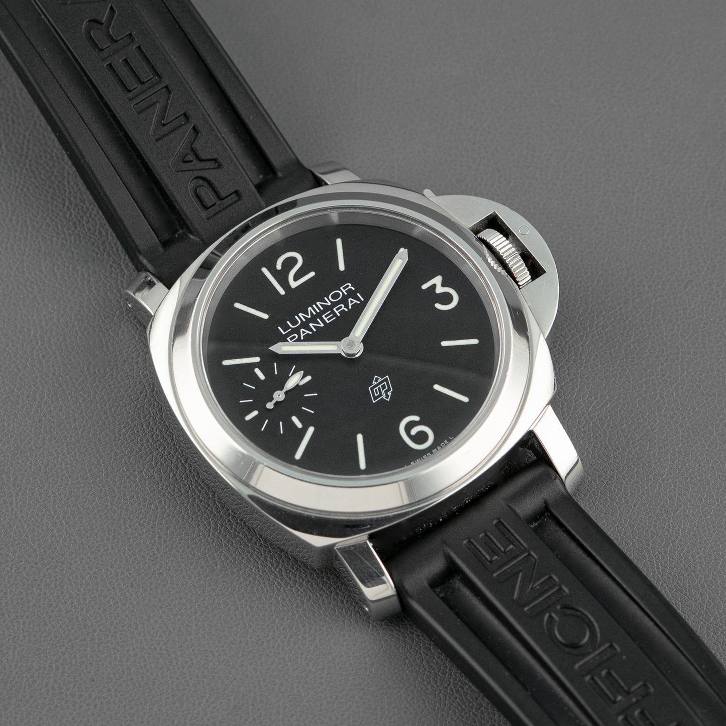 Panerai Luminor Logo Manual Wind Black Dial 44mm